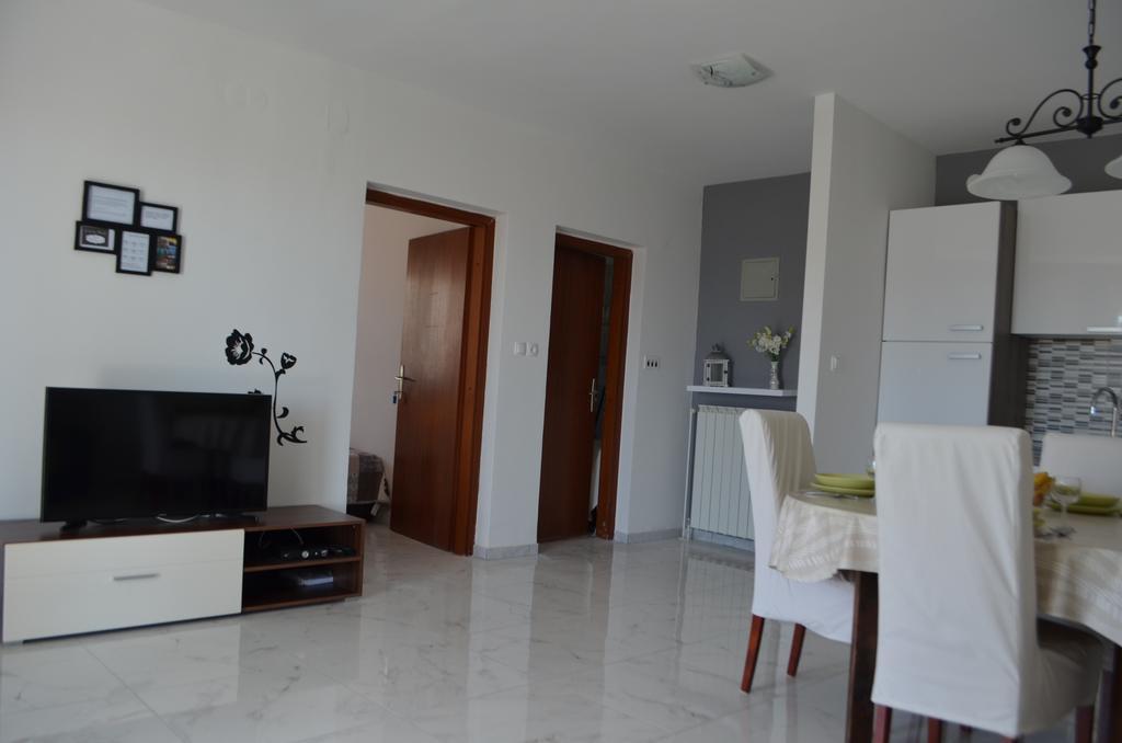 Apartmani Gracin Zorka Primošten Exterior foto