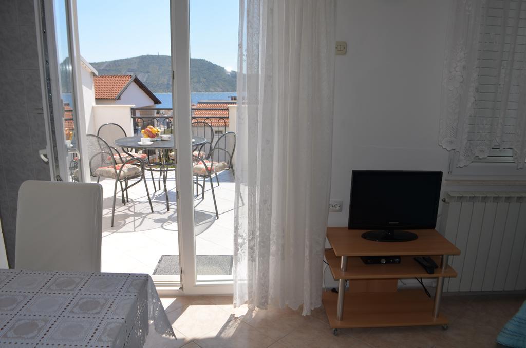 Apartmani Gracin Zorka Primošten Exterior foto